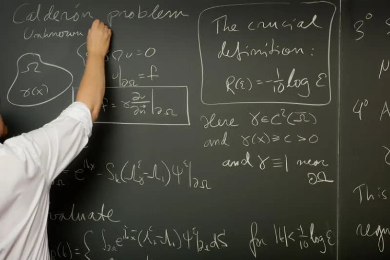 গণিত ও বিজ্ঞান টিউটর (ক্লাস ৯-১০)